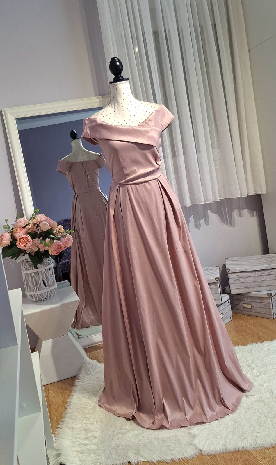 358. Haljina duga prljavo roza, vel. XL-1XL (42-44) MPC 56,00 €