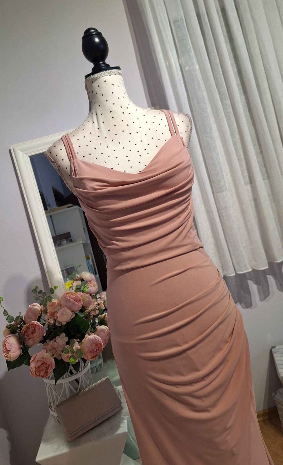 398. Haljina duga prljavo roza sa šljokicama, uni M-XL, MPC 30,00 €, (2)