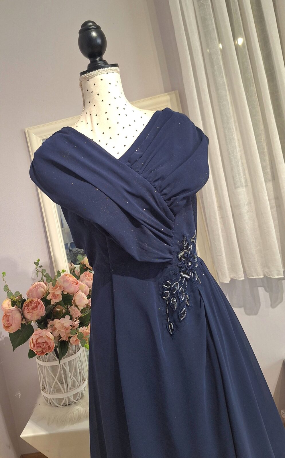 446. Haljina duga tamno plava, vel. 2XL-3XL, MPC 84,00 €, (2)