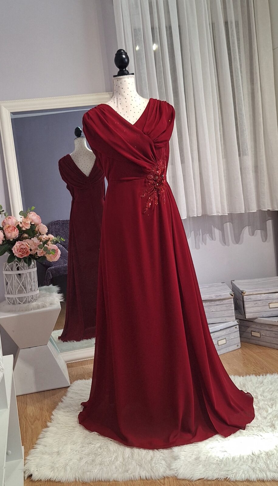 448. Haljina duga bordo boje, vel. 4XL-5XL, MPC 84,00 €,