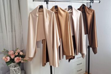 394. Šalovi boje zlata, starog zlata, bež i smeđe boje, MPC 14,50 €